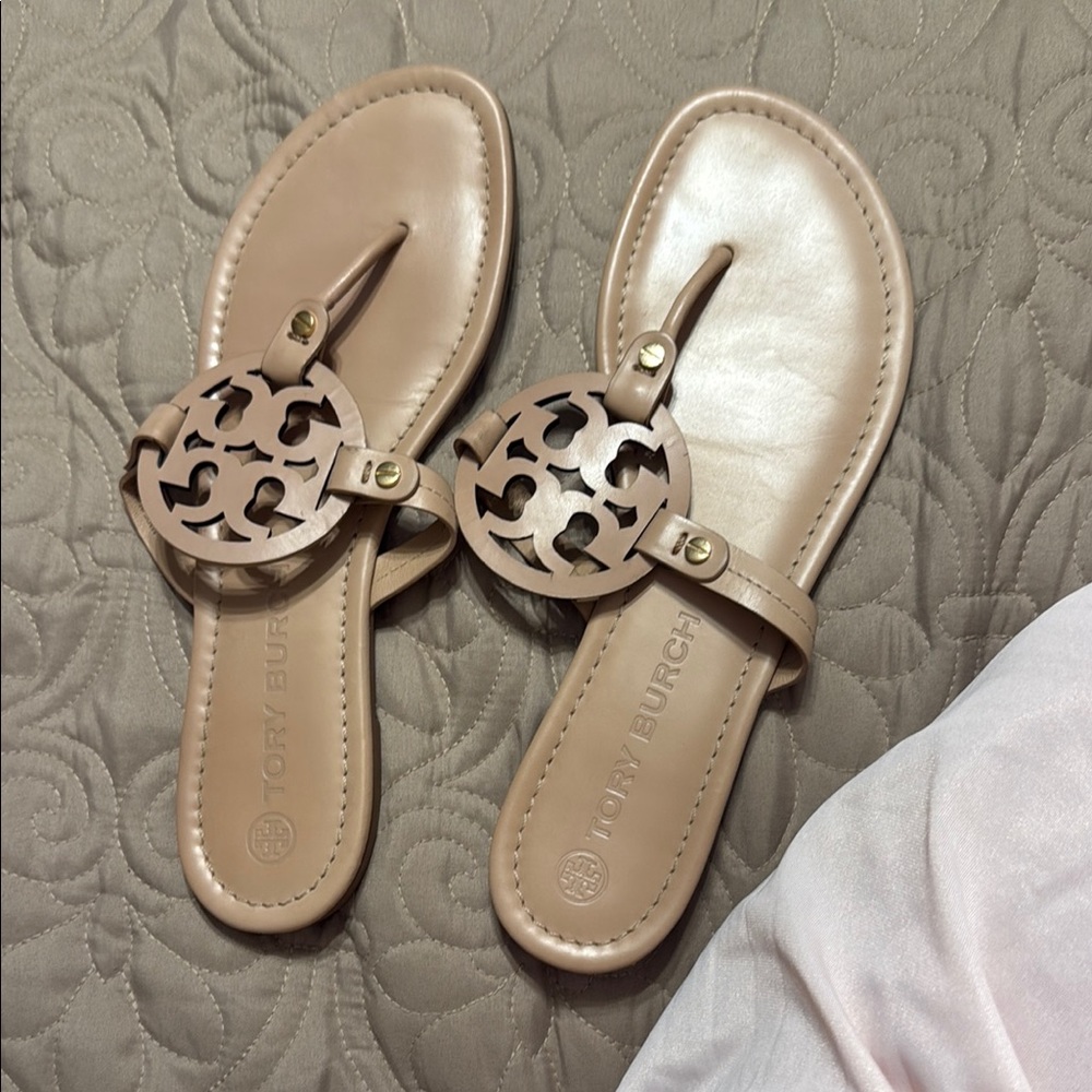 Tory Burch Women's Beige Sandals